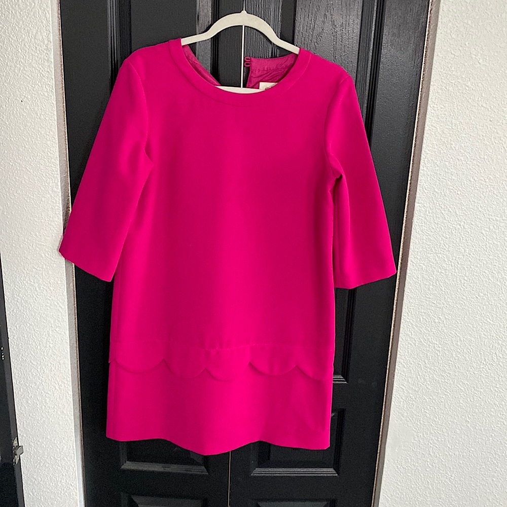Kate spade New York size 4 3/4 sleeve scallop hem shift dress in bright pink